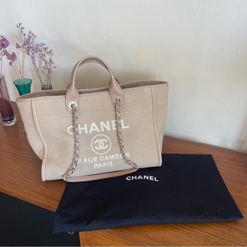 CHANEL DEAUVILLE tote bag large size, beige / tan. Perfect condition, w/invoice